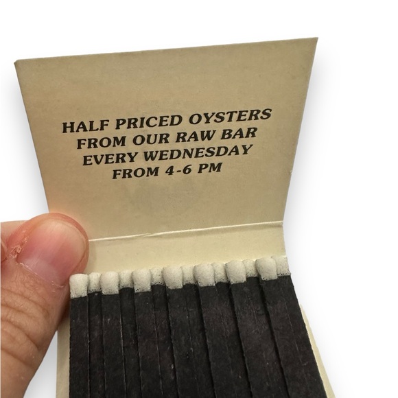 Vintage Advertising Matchbook LOT OF 10 70s 80s 90s Vegas DC Area Holiday Inn - Picture 12 of 12